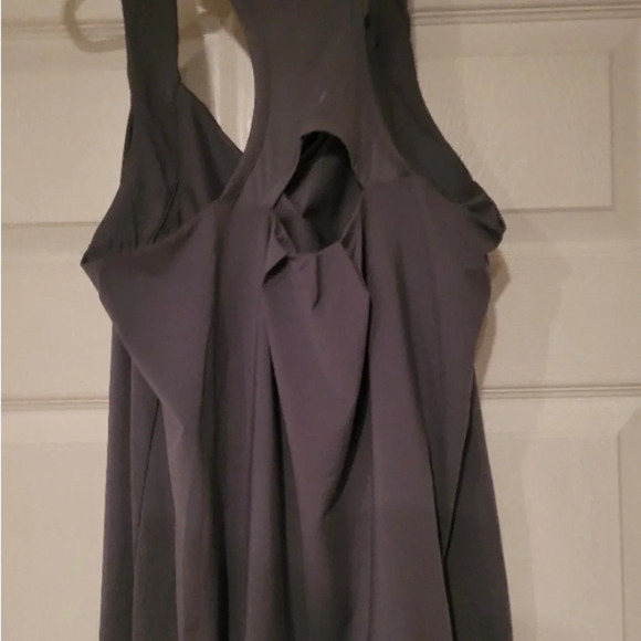 Gap body grey tank top - Picture 2 of 4